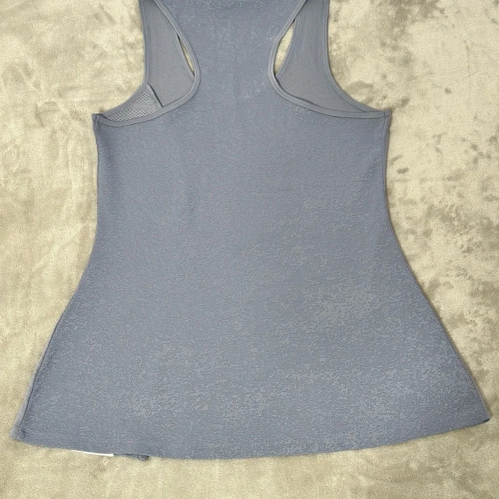 Gymshark Tank Top Women’s V Neck Size XS - Picture 2 of 7